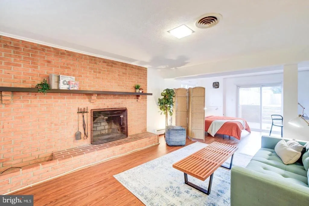 Photo of 11207 EMACK ROAD