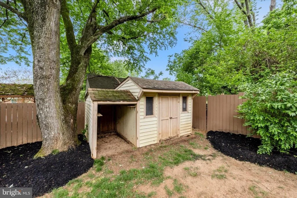Photo of 12117 SUNNYVIEW DRIVE