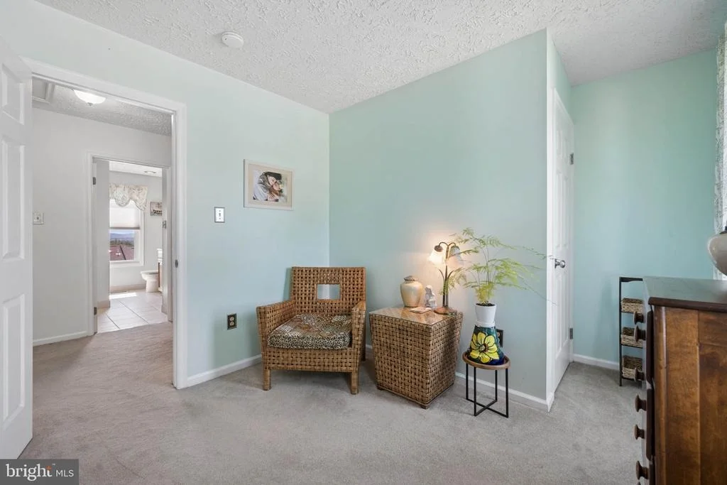 Photo of 6305 DERBY CIRCLE