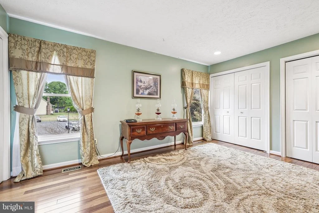 Photo of 592 EASON DRIVE