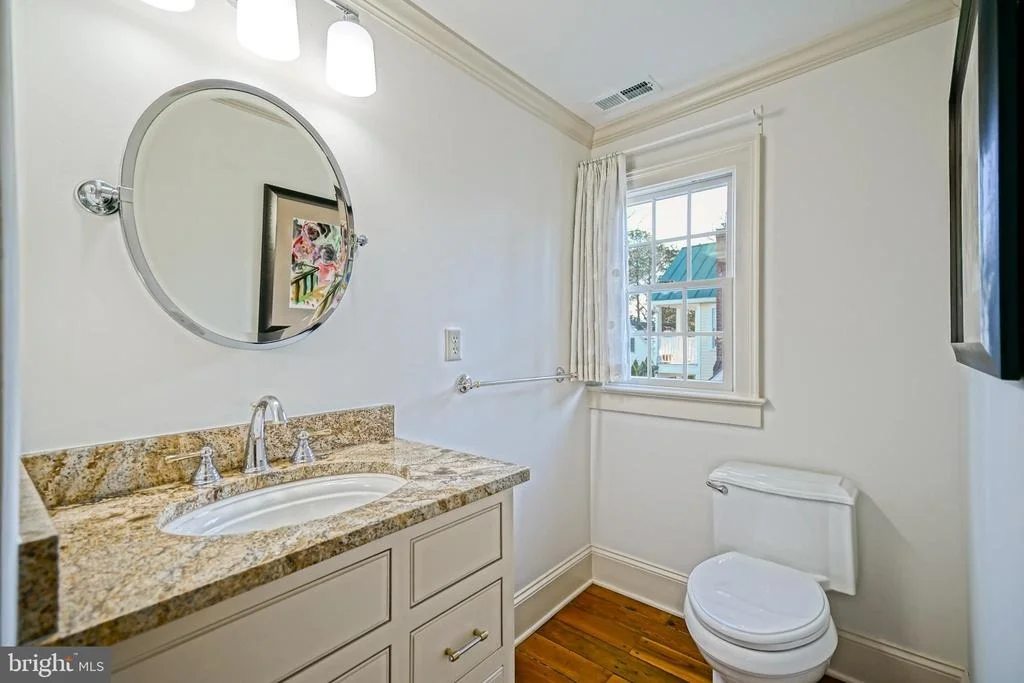 Photo of 558 PILOTTOWN ROAD