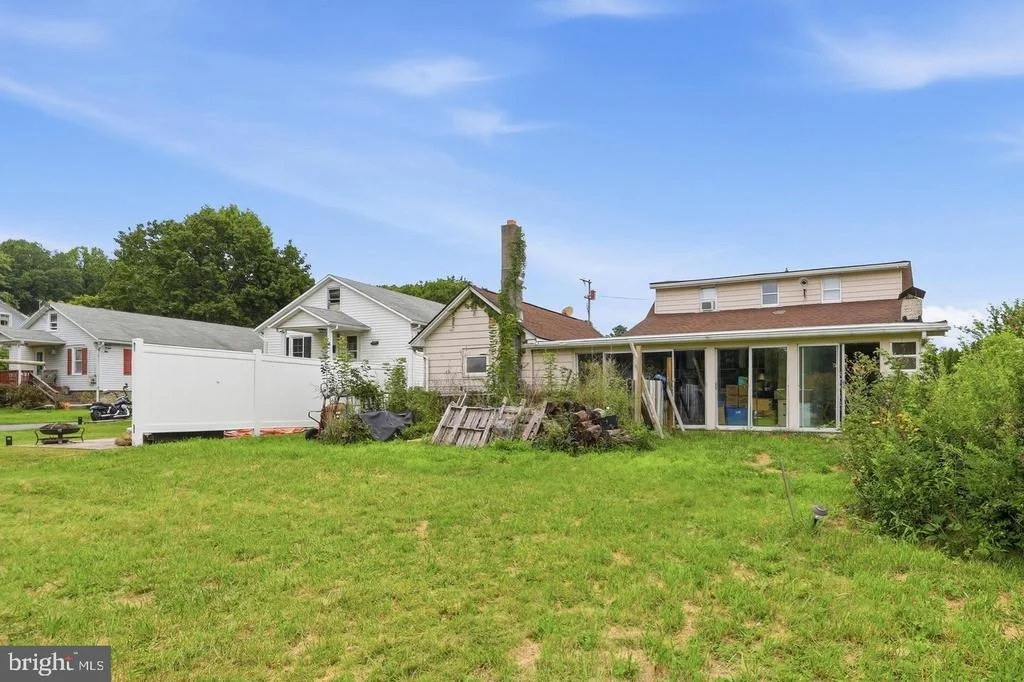 Photo of 25327 HIGHFIELD ROAD