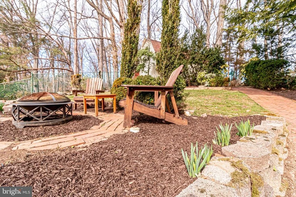 Photo of 919 JUNIPER PLACE