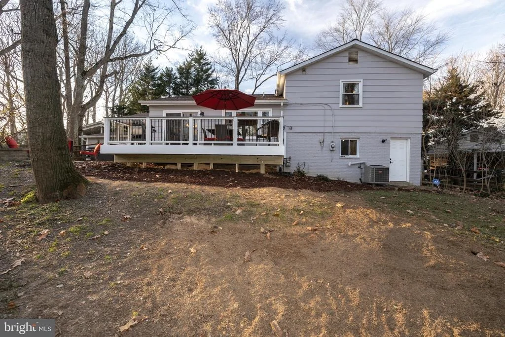 Photo of 9515 STEVEBROOK ROAD