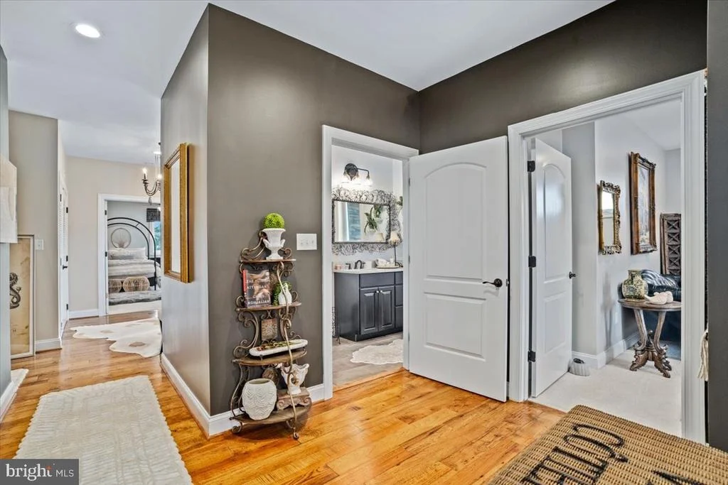 Photo of 10110 EASTERDAY COURT