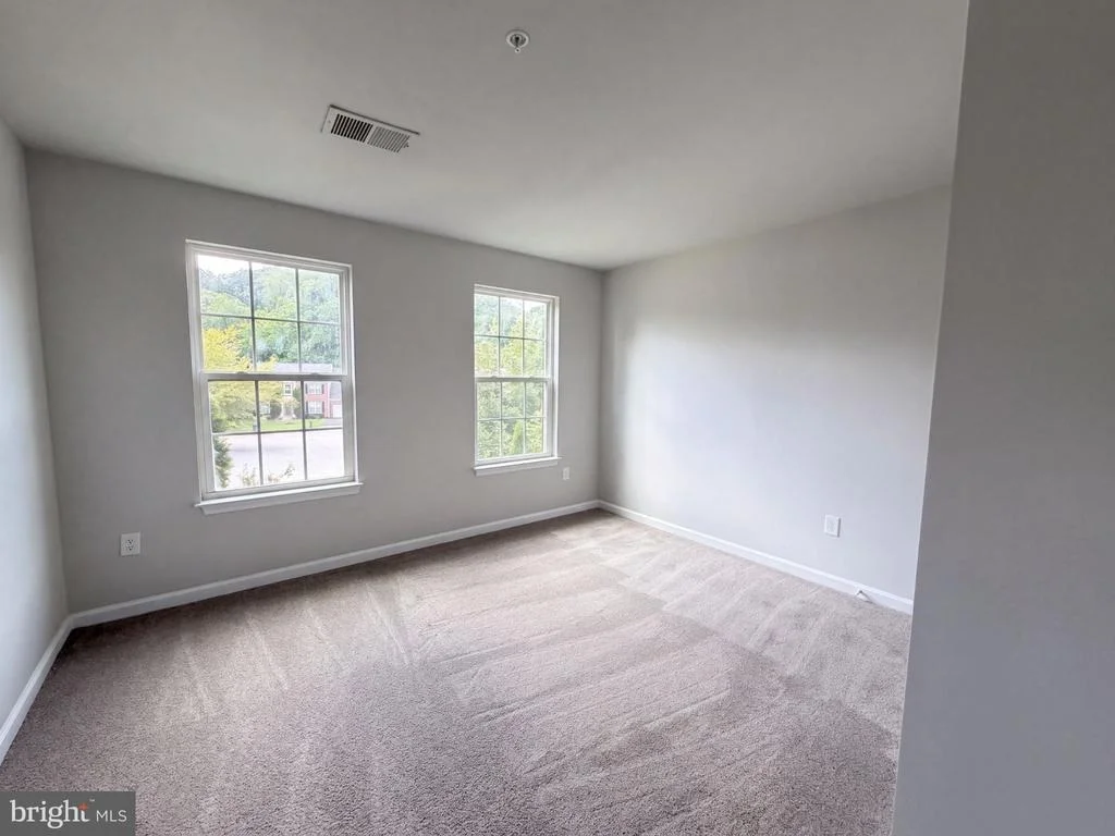 Photo of 5108 GRIFFENDALE LANE
