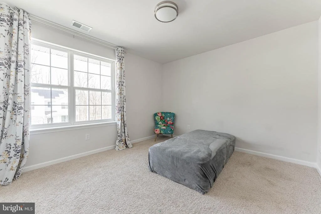 Photo of 266 ARTERS WAY