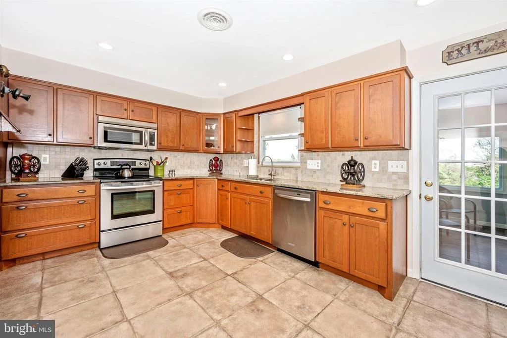 Photo of 25103 OAK DRIVE