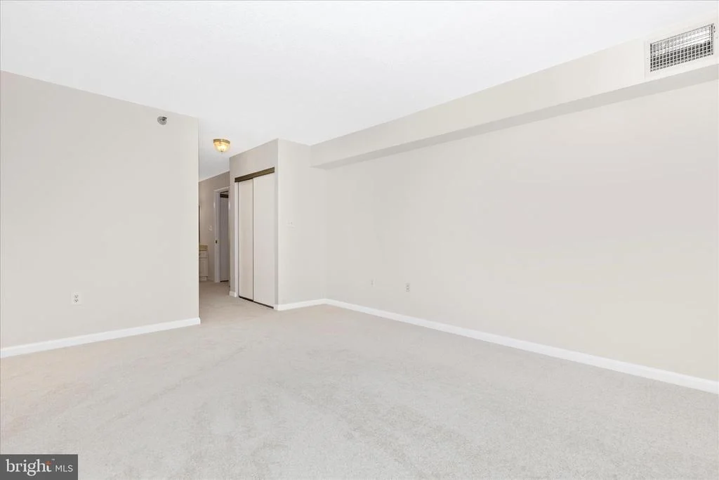 Photo of Unit 309 at 14809 PENNFIELD CIRCLE