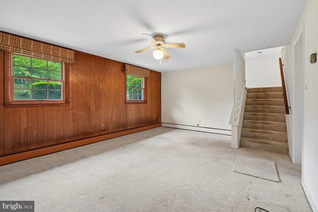 Photo of 205 TULIP DRIVE