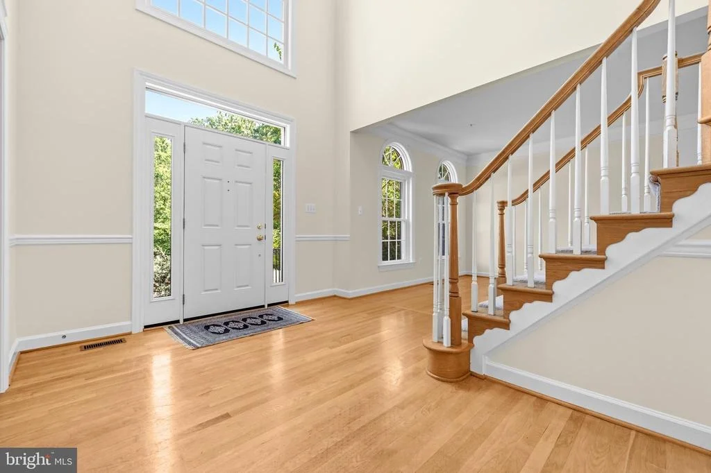 Photo of 6914 WINTER LANE