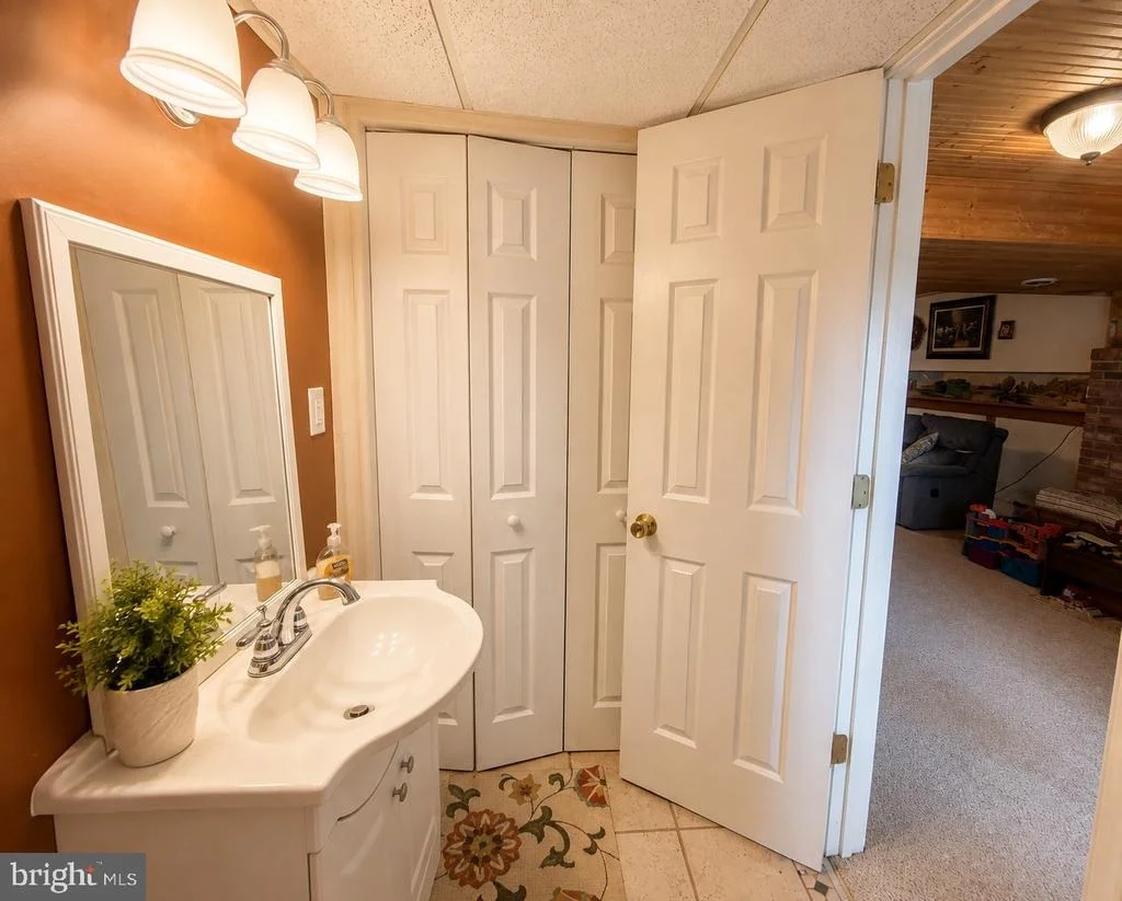 Photo of 4719 RIDGE ROAD