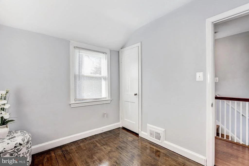 Photo of 403 E UNIVERSITY BOULEVARD