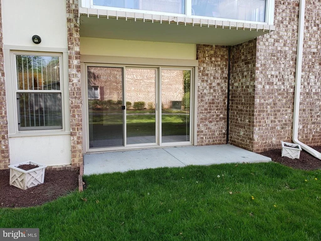 Photo of Unit 71B at 3600 GLENEAGLES DRIVE