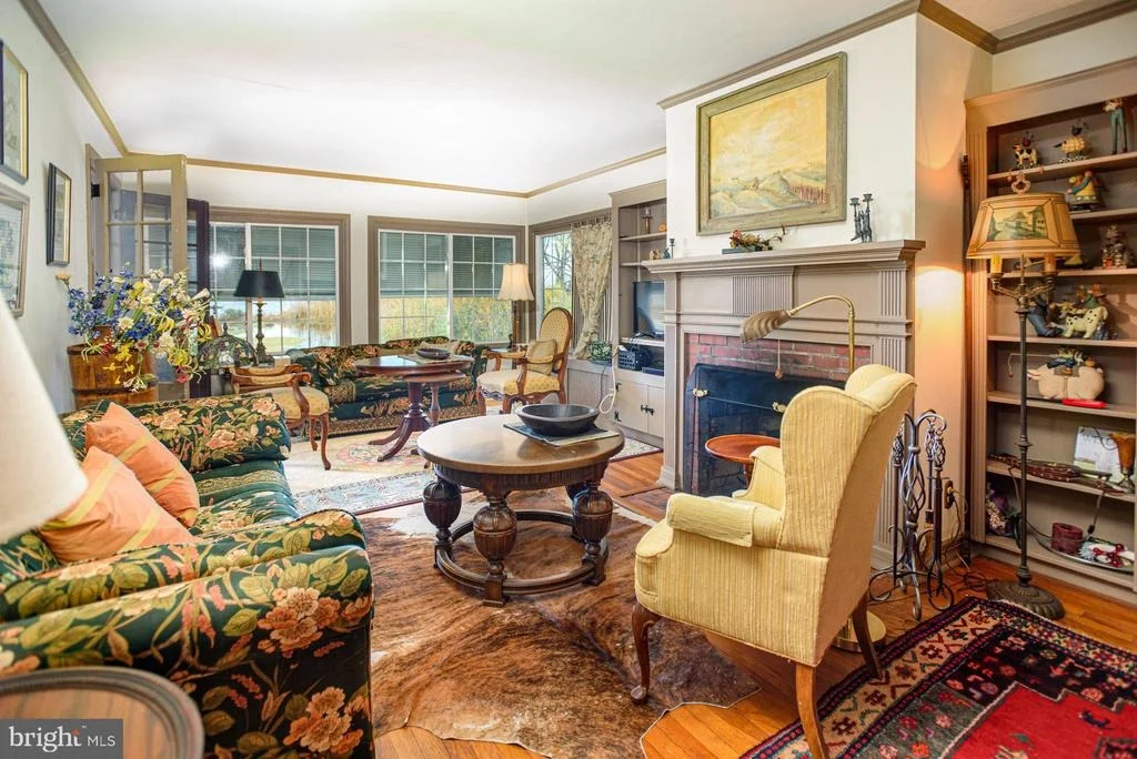 Photo of 1308 TOWN POINT ROAD