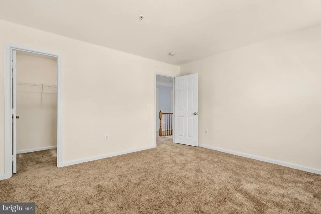Photo of 14003 LAKE MEADOWS DRIVE