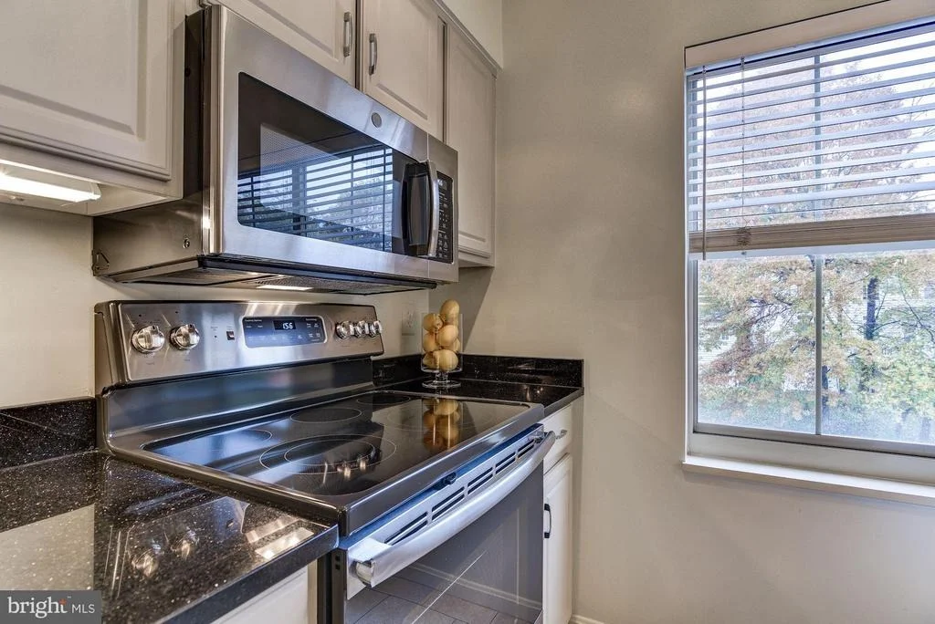 Photo of Unit 302 at 14805 PENNFIELD CIRCLE
