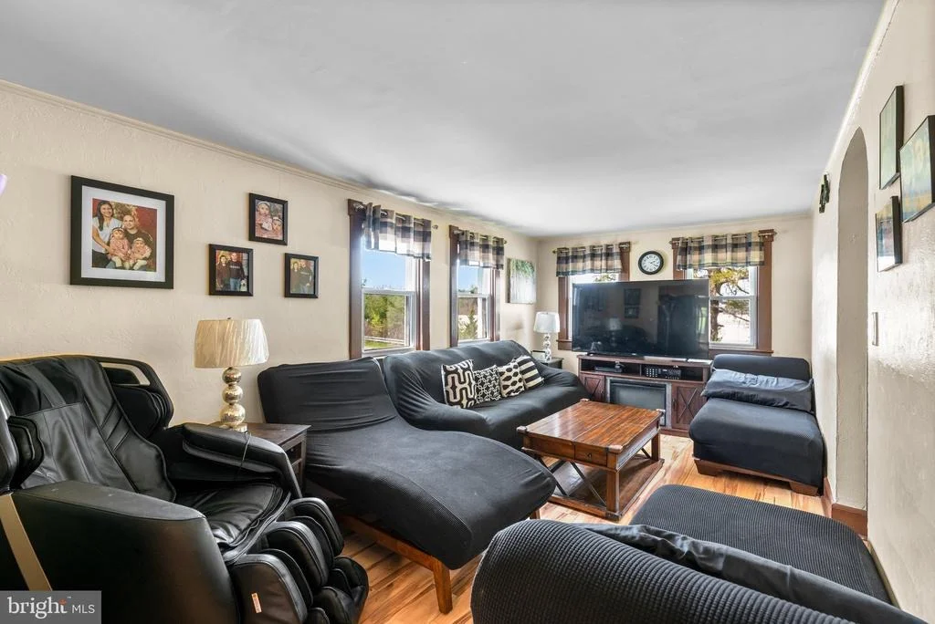 Photo of 7407 RIDGE ROAD
