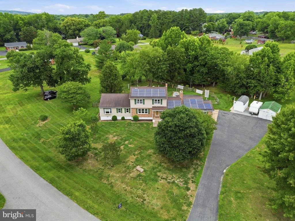 Photo of 14 BOWFIN DRIVE