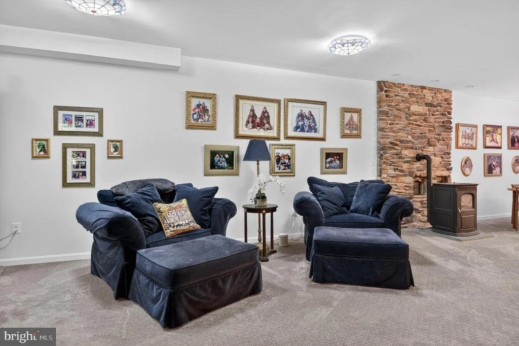 Photo of 1137 SUGARLOAF MOUNTAIN ROAD