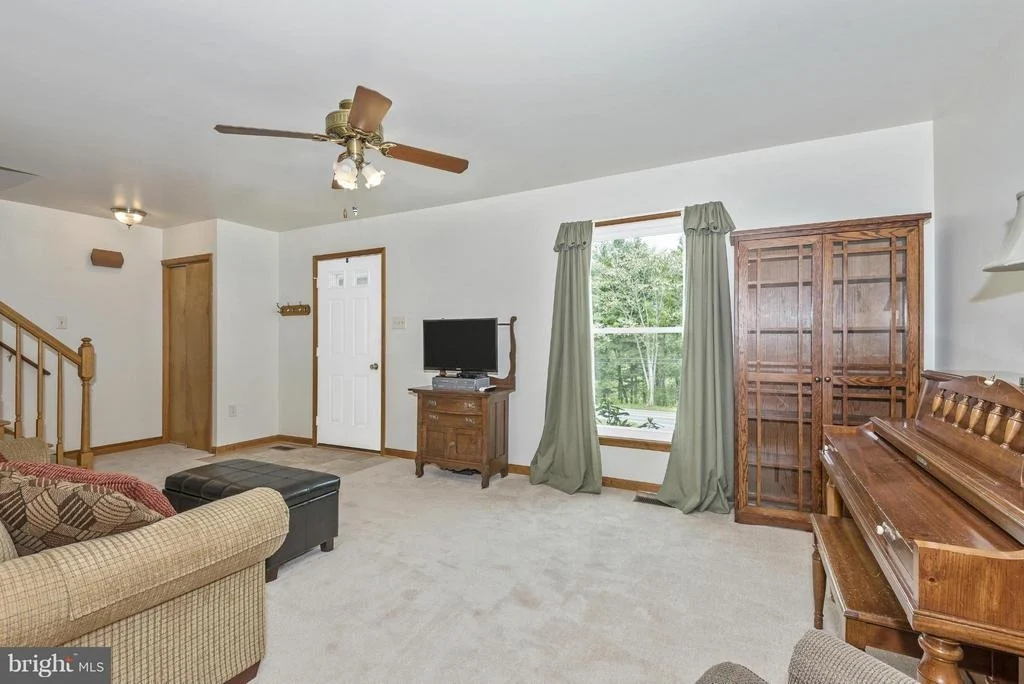 Photo of 2925 THURSTON ROAD