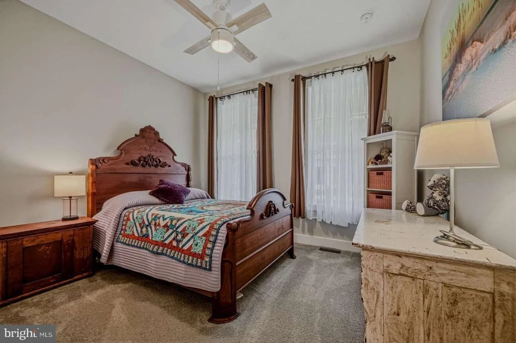 Photo of 24187 HEARTLEAF ROAD