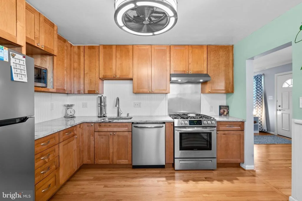 Photo of 423 NEEPIER ROAD