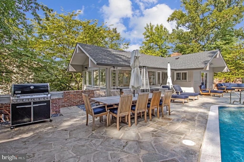 Photo of 1753 ARMY NAVY DRIVE