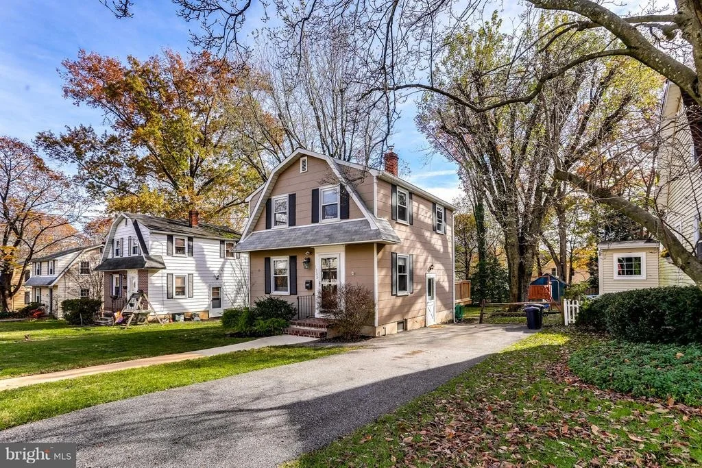 Photo of 1335 BROOK ROAD