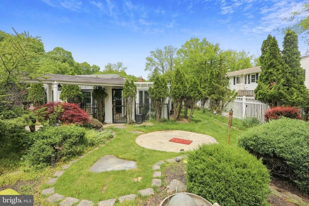 Photo of 13913 BROOMALL LANE