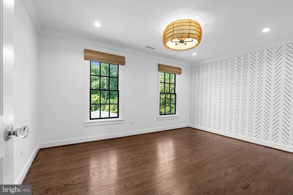 Photo of 13311 FALLS ROAD