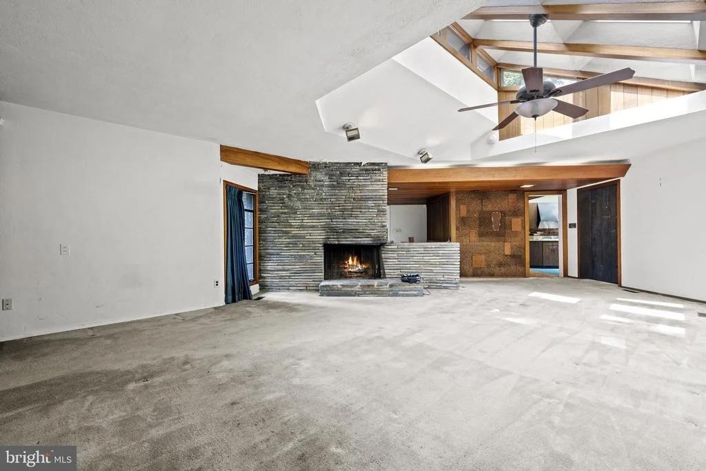 Photo of 2 BUTTONWOOD LANE