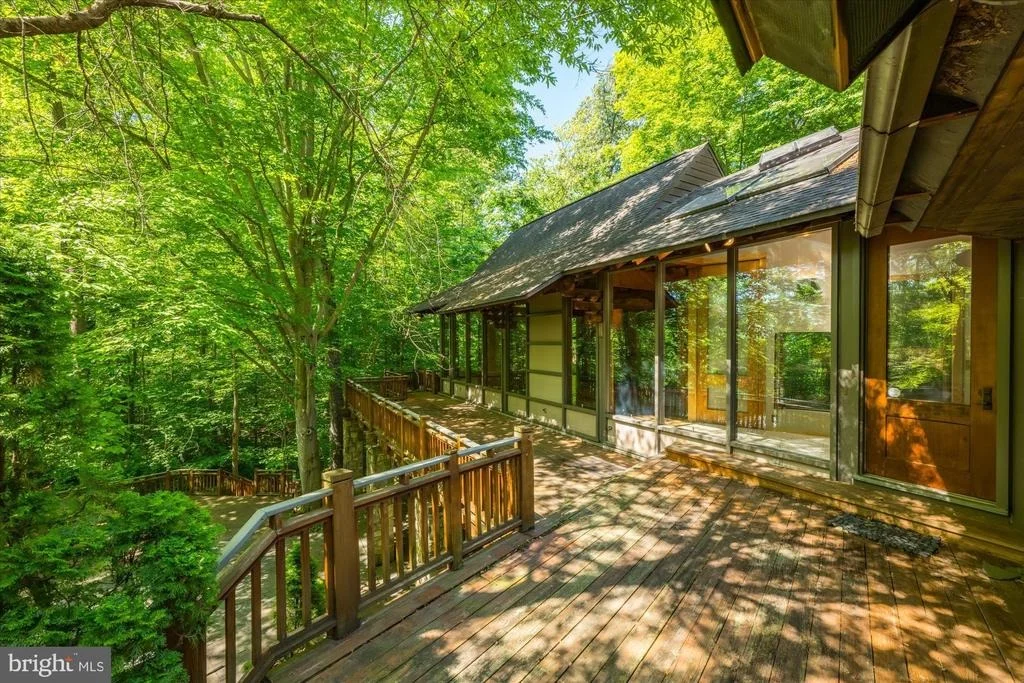 Photo of 7575 POTOMAC FALL ROAD