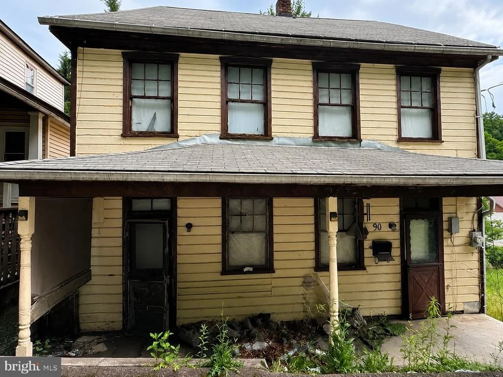 Photo of 90 DOUGLAS AVENUE