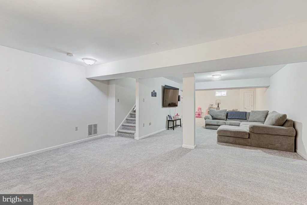 Photo of 218 SHEATS LANE