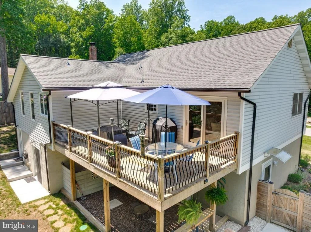 Photo of 9017 MEGAN CIRCLE