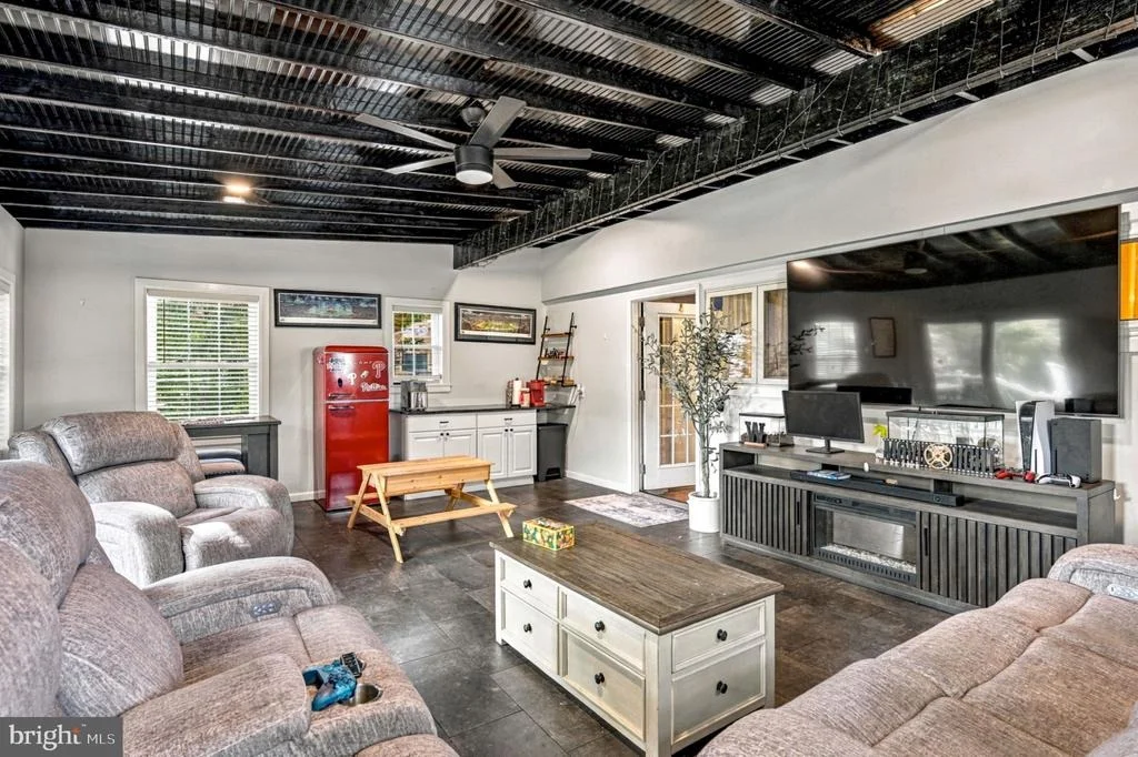Photo of 1260 BEVERLY ROAD