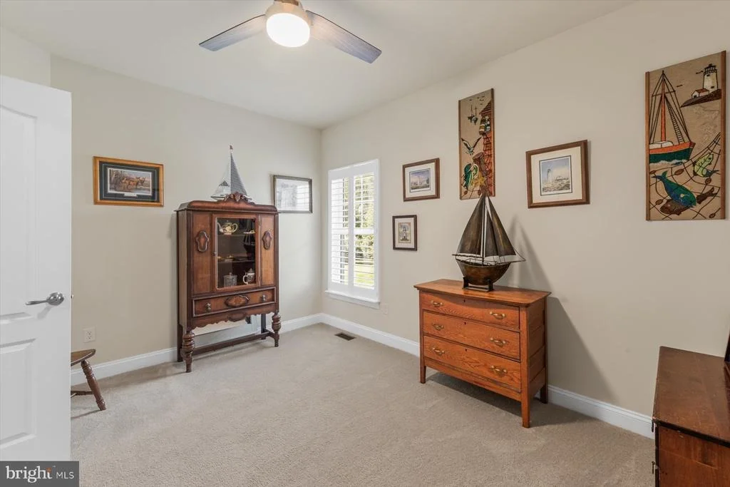 Photo of 24860 MISTLETOE DRIVE
