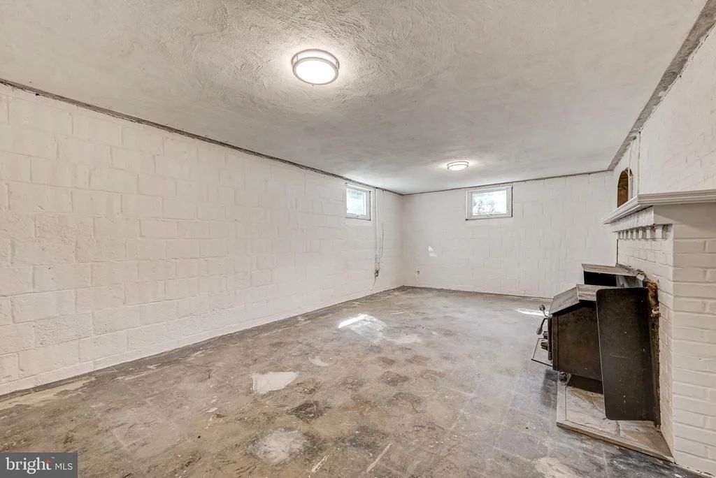 Photo of 9802 FOREST GROVE DRIVE