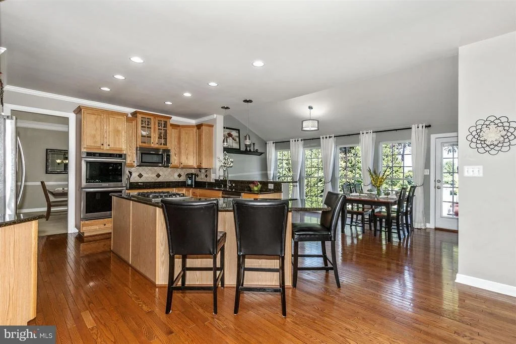 Photo of 610 GLENBROOK DRIVE
