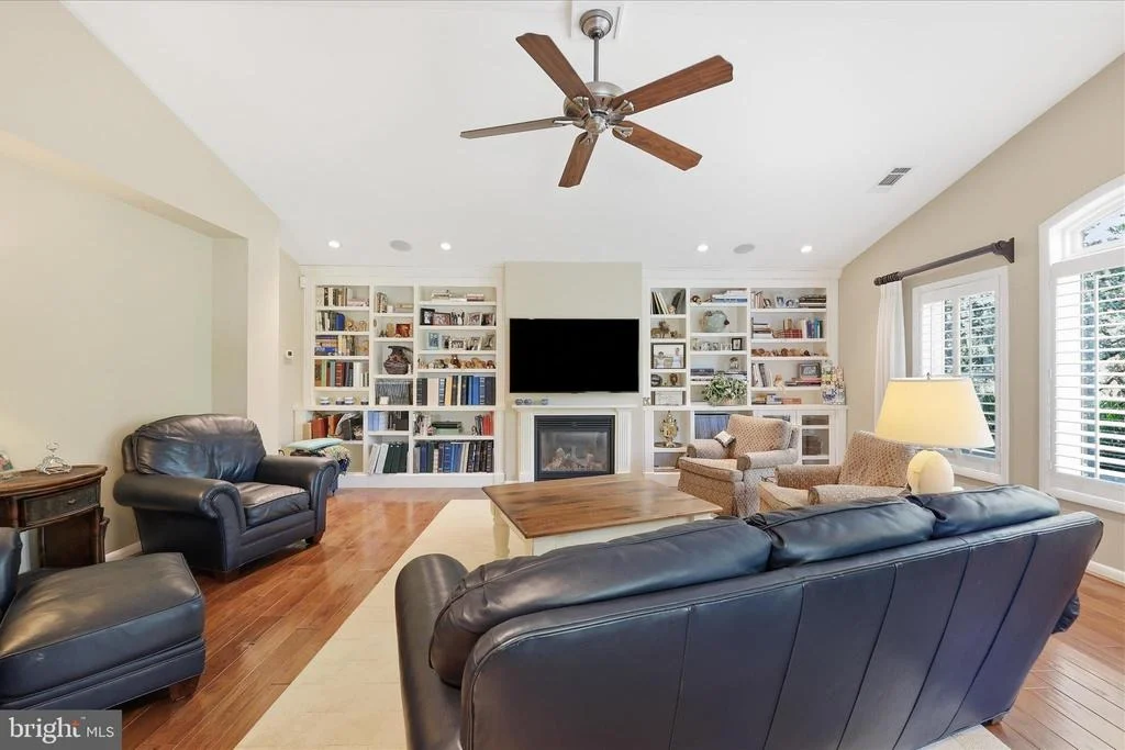 Photo of 6796 SUNNYBROOK DRIVE