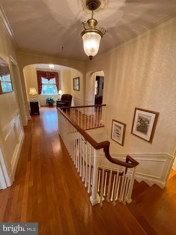 Photo of 310 UPPER COLLEGE TERRACE