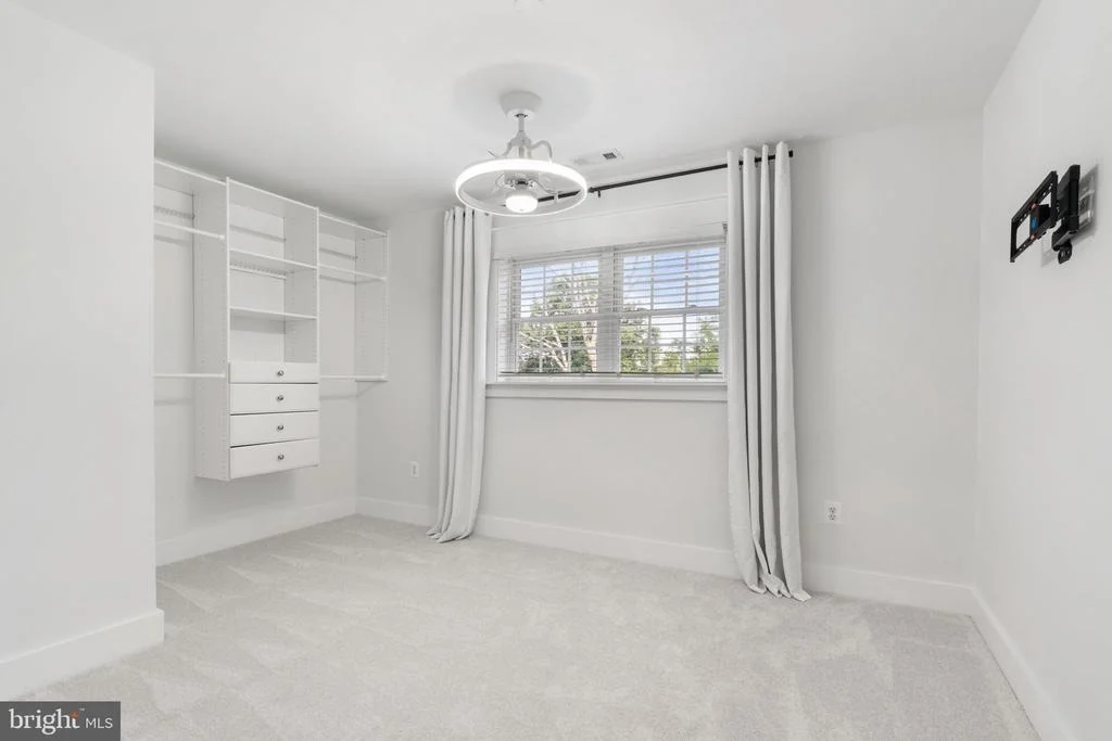 Photo of 208 MARKHAM FARM ROAD
