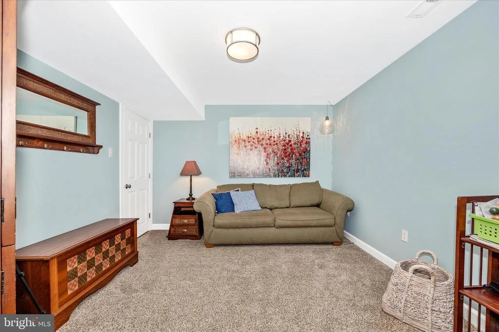 Photo of 6170 CHALLEDON CIRCLE