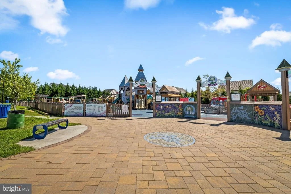 Photo of 5103 CREST HAVEN WAY
