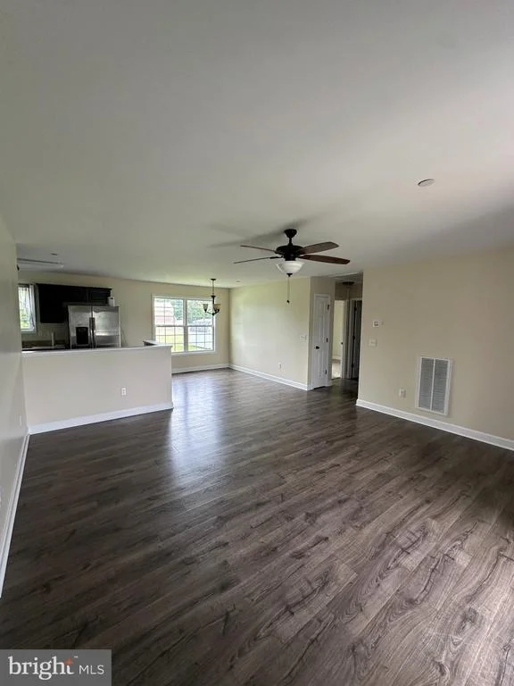 Photo of 403 CREEKSIDE TRAIL