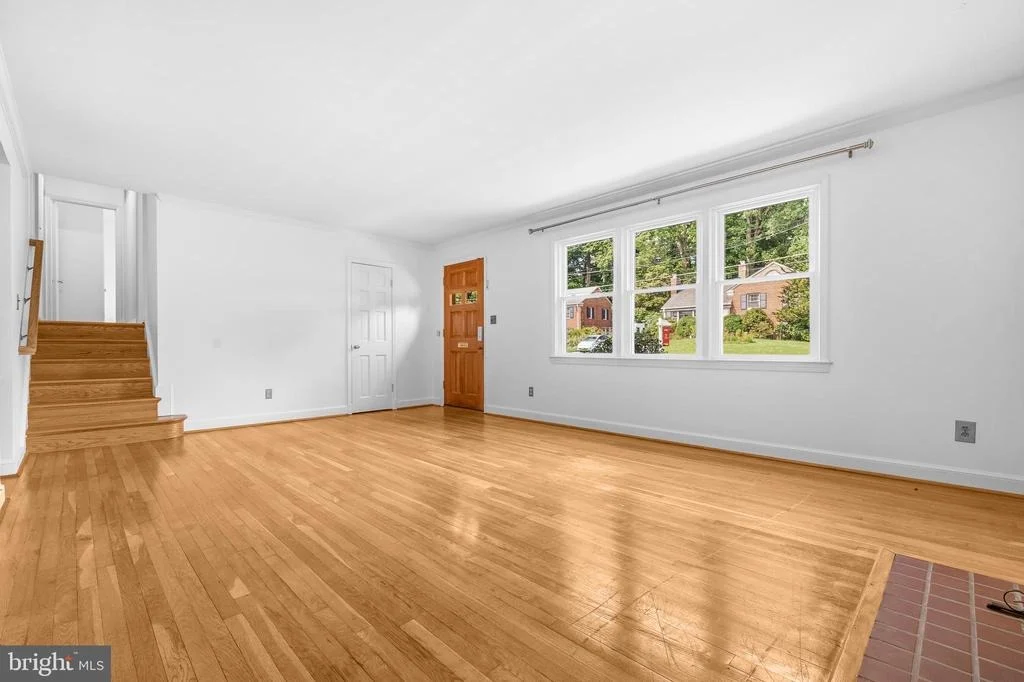 Photo of 5313 ATLEE PLACE