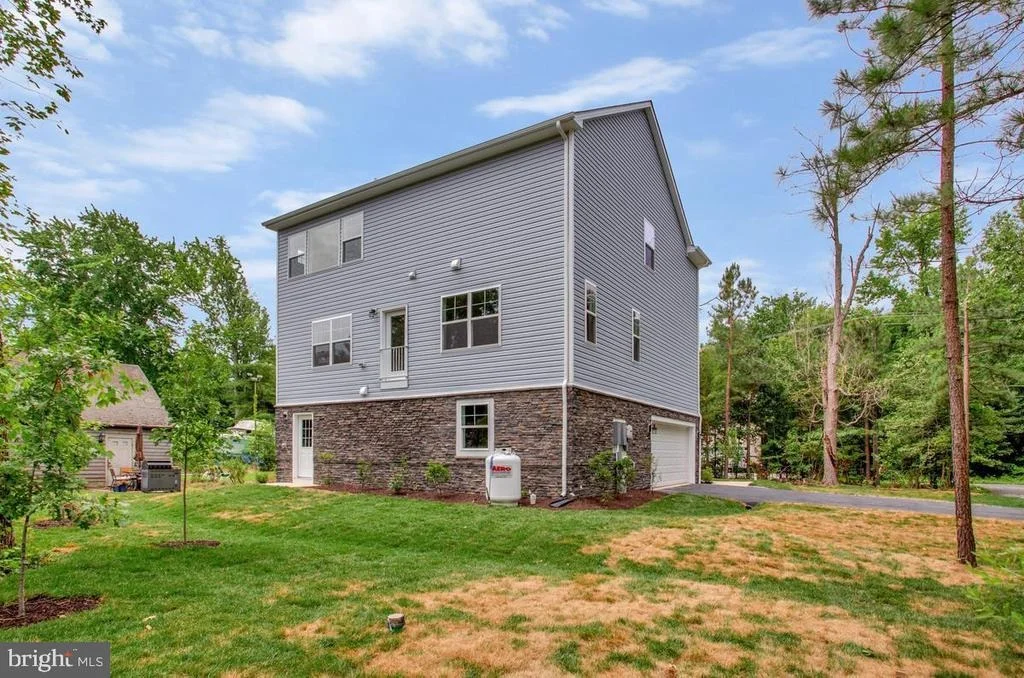 Photo of 721 NOLLMEYER ROAD