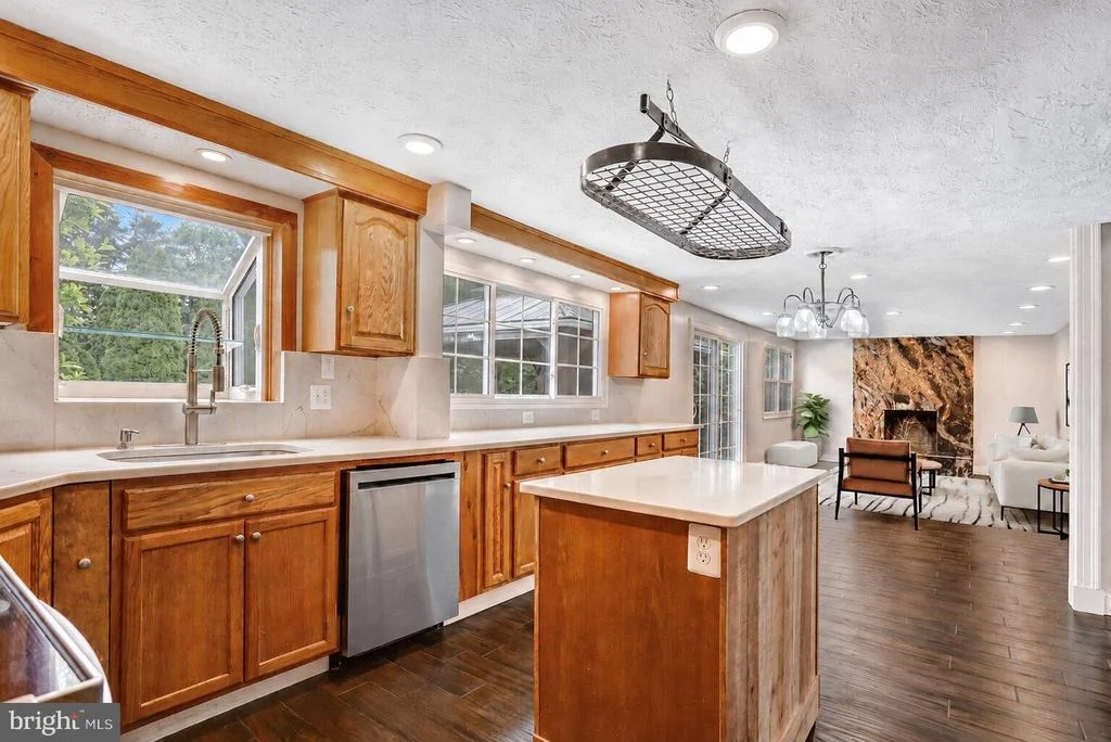 Photo of 12306 STREAMVALE CIRCLE