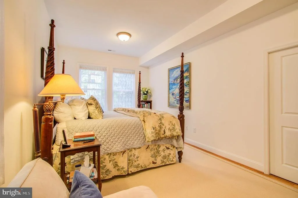 Photo of 82 CONDUIT STREET